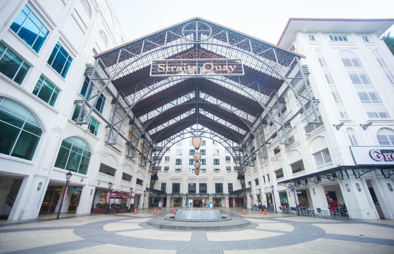 The Suites At Waterside Straits Quay By Plush Bagan Jermal Bagian luar foto